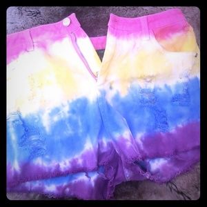 Color shorts